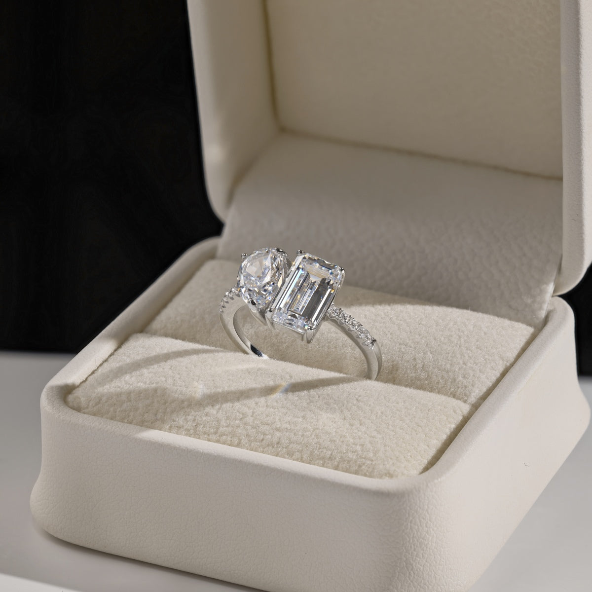 2 Carat 925 Sterling Silver with Zirconia Ring: Sparkling and Charming Fashion Choice