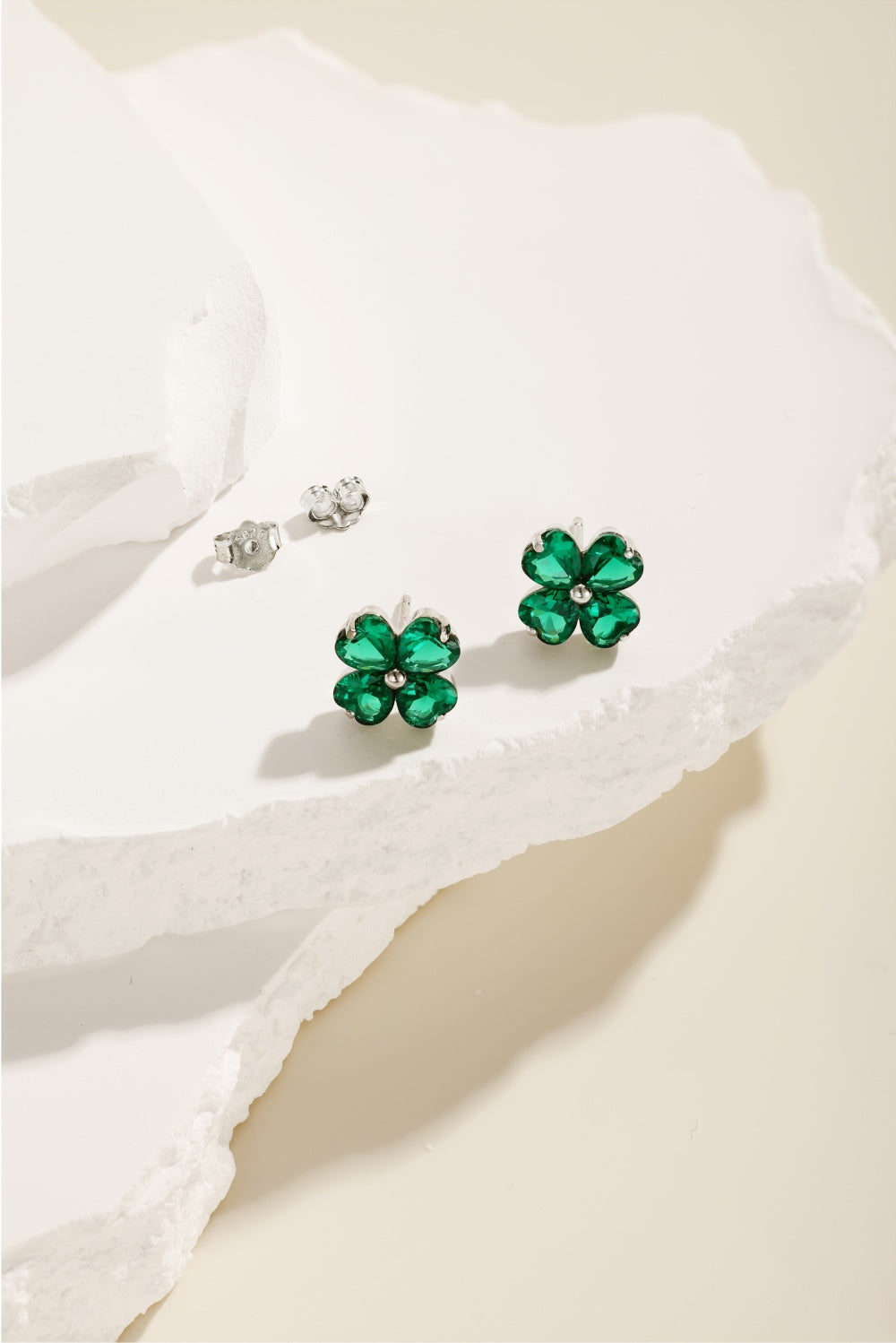 925 Sterling Silver Green Zirconia Clover Earrings